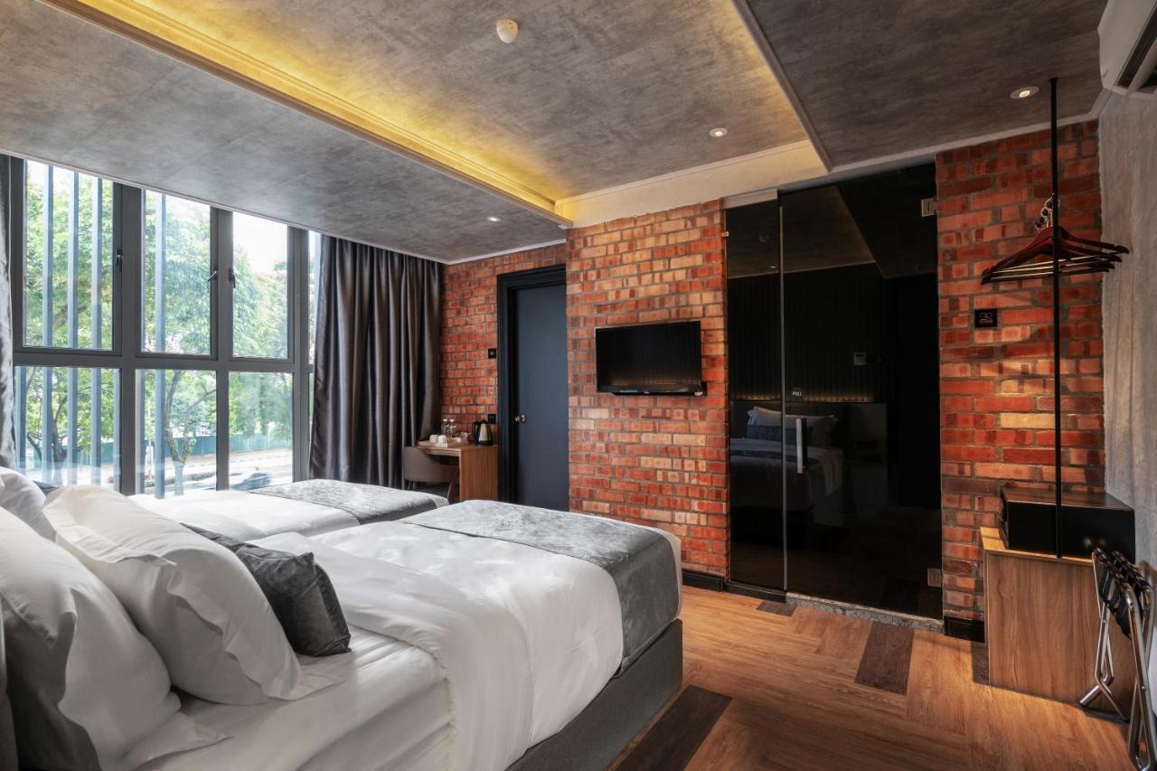 A&R Urban Hotel Куала Лумпур Екстериор снимка