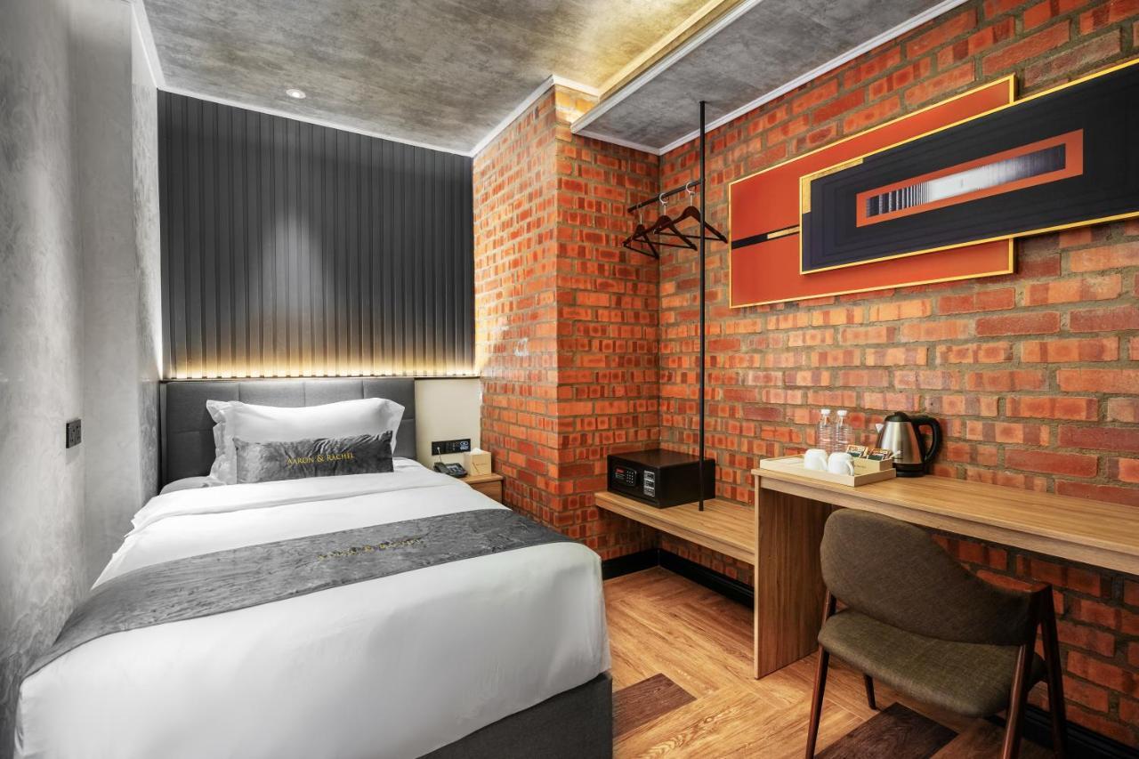 A&R Urban Hotel Куала Лумпур Екстериор снимка