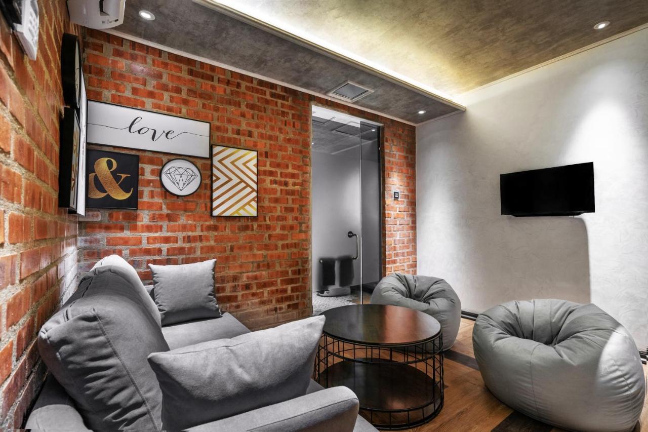 A&R Urban Hotel Куала Лумпур Екстериор снимка